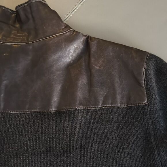 Gran Sasso Mens Wool Knit Jacket Sweater Trimmed in Genuine Leather. Size 54 IT. - Picture 5 of 9